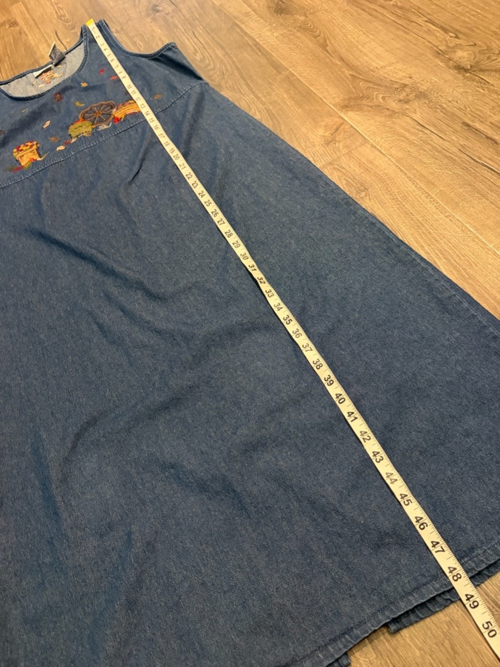 Bobbie Brooks Denim Jumper Dress Embroidered Fall Leaves L Cottagecore Vitg 90s - Picture 10 of 10